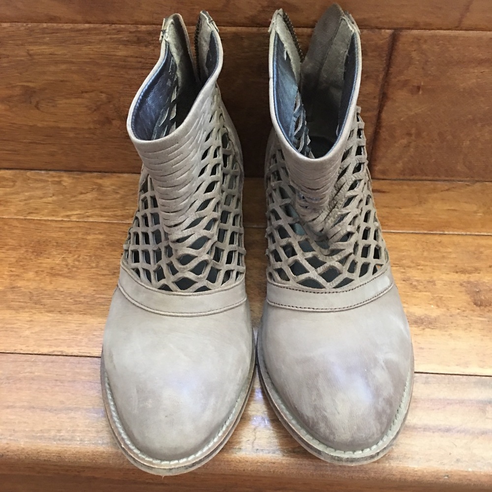 Rebels Booties - image 3